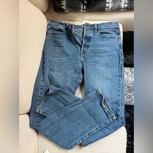 Women’s Levi’s Straight Jeans 29